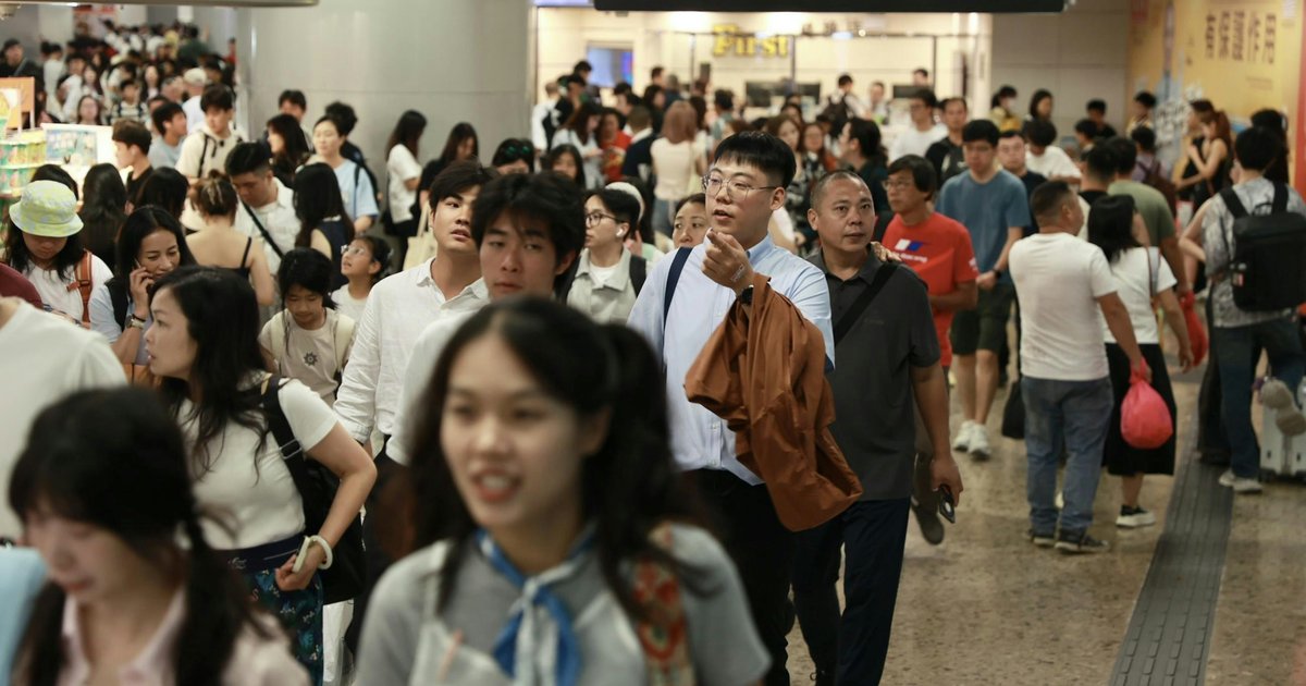 國慶黃金周赴港高鐵票趨緊 港鐵加班應對