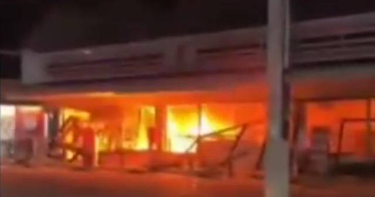泰南三府连环爆炸纵火至少2伤 那拉提瓦府实施宵禁