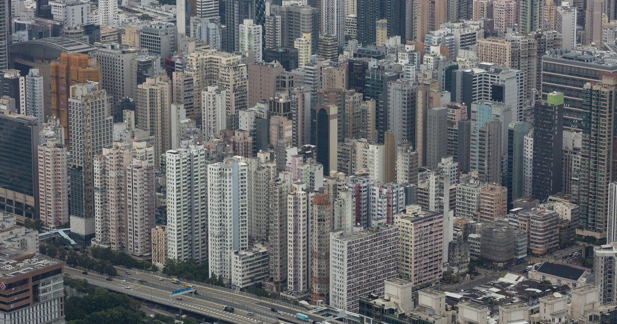 Hong Kong Nano Units Lag Market as Private Home Prices Slip 0.47%