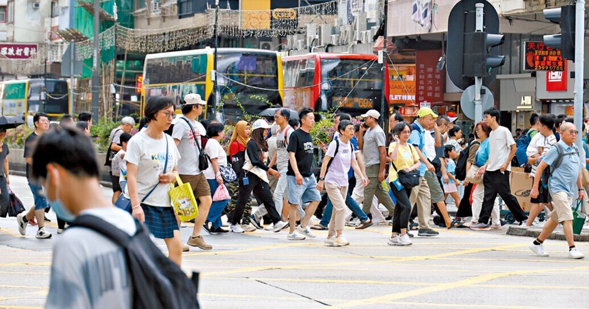 港人投资股票信心按年减 第三季消费者信心指数跌至83.1