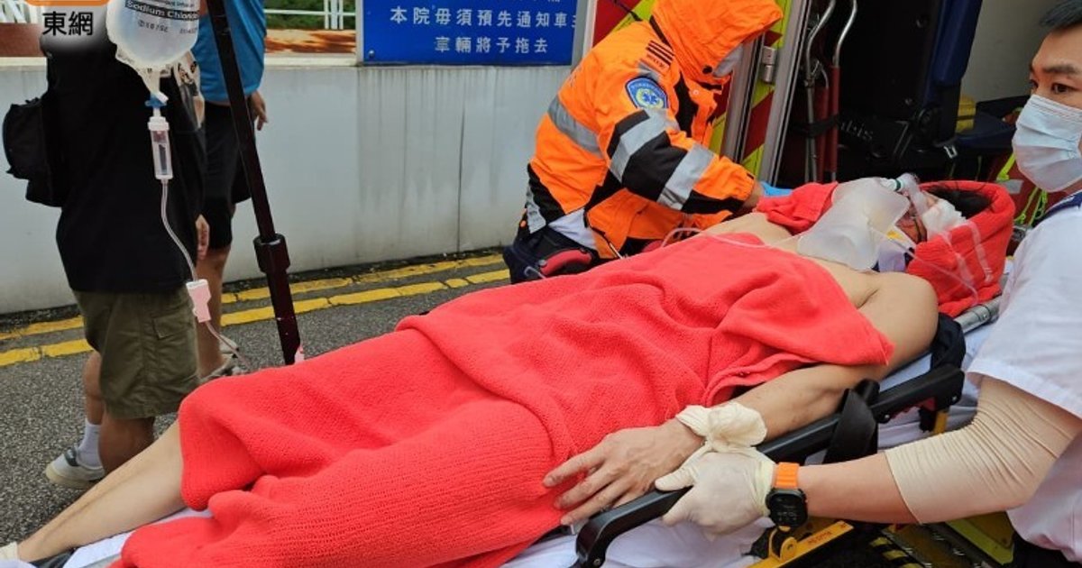 Taxi Hits Male Pedestrian at Sau Mau Ping Underpass, Victim Hospitalized