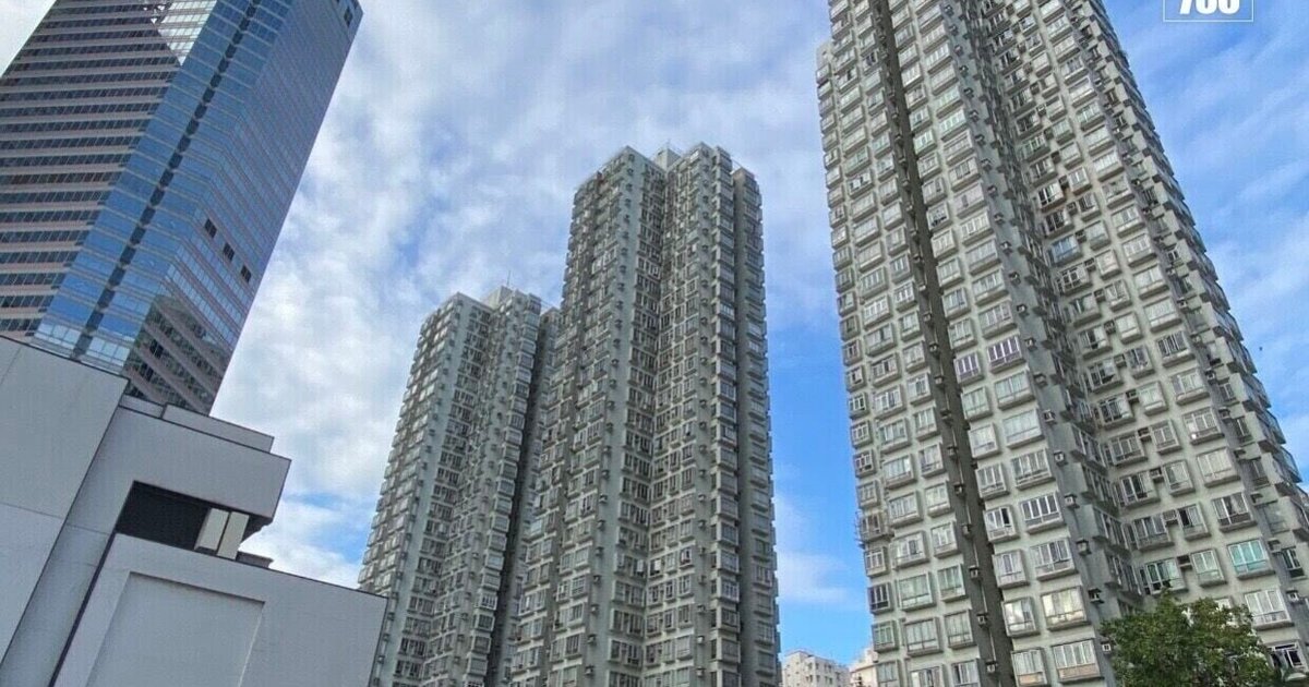 年輕夫婦690萬入市葵涌廣場三房