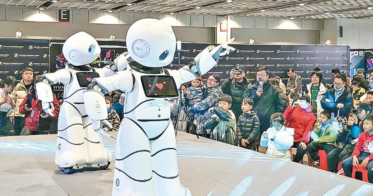 AI投资周期迈向下半场 预计2028年才见顶