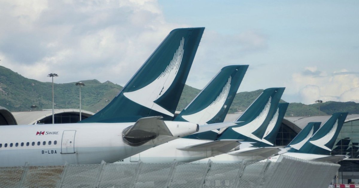 国泰CX257航班机组人员误调频率致与航空交通管制失联
