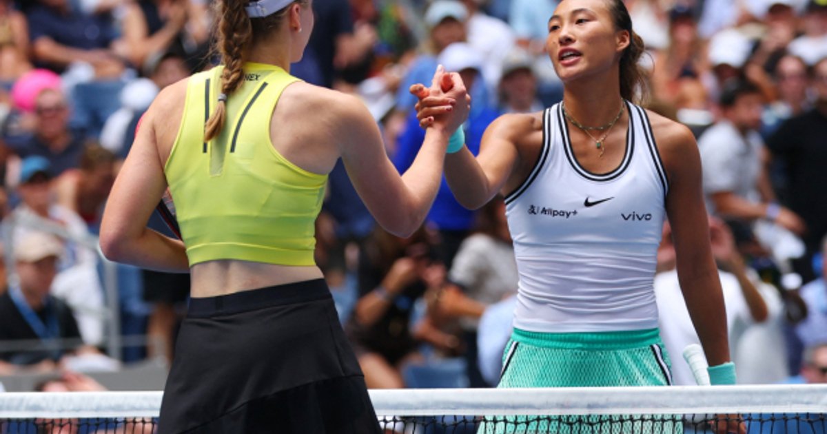 Zheng Qinwen Falls to Rybakina at US Open Quarterfinals