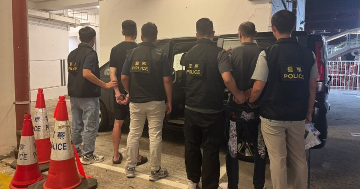 紅磡酒店房涉作製毒工場 警拘兩男檢140萬元可卡因