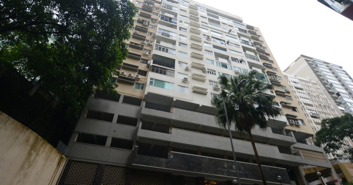 Former HKEX Chairman's Family Sells Property for 84-Fold Gain