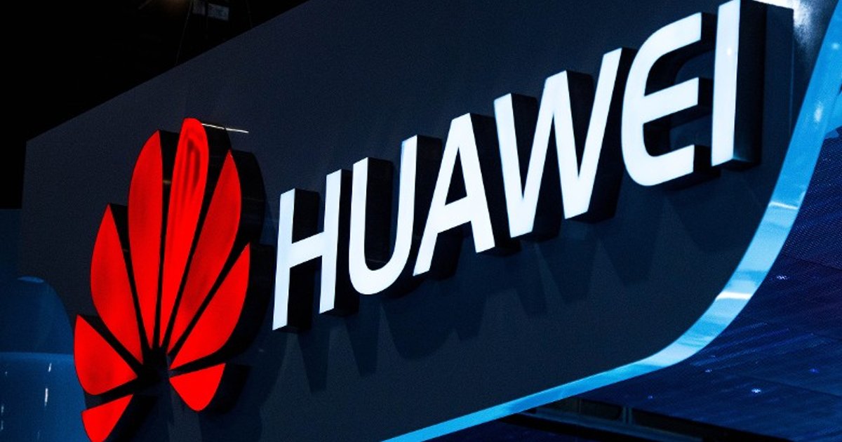 Huawei Unveils Mate XT 2 with New Kirin 9050 Pro Chip in Guangzhou