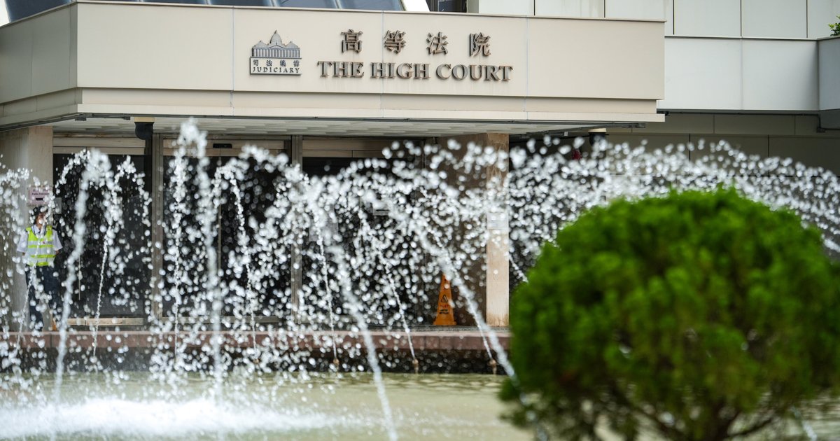 Hong Kong teen admits acid attack on tourist