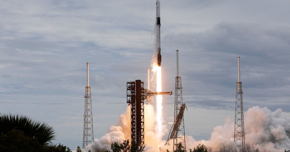 SpaceX“龙”飞船执行第13次国际空间站宇航员轮换任务