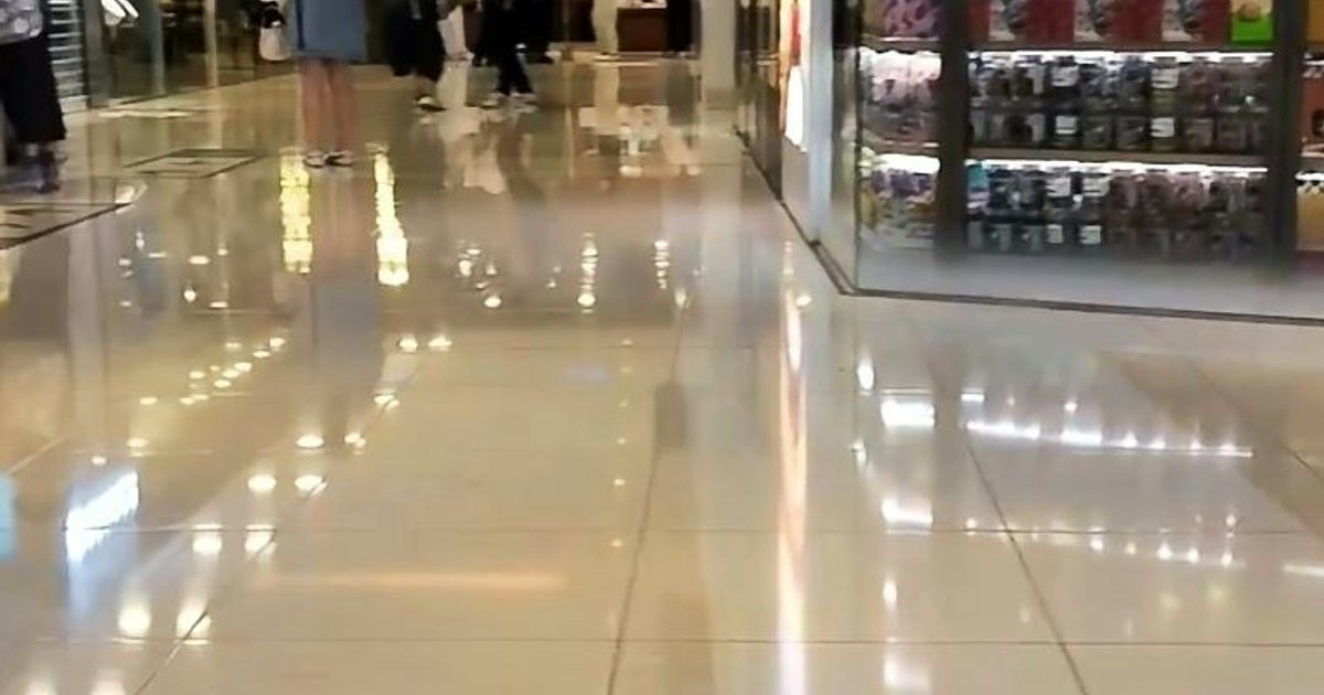 奧海城誠品書店女子涉偷禮品卡逃跑跌倒被捕