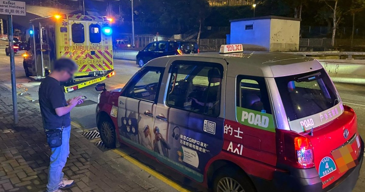 红磡出租车撞救护车 幸无人伤