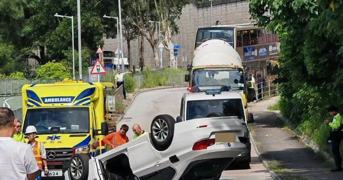 Private Car Flips on Tai Po Road; Driver Self-Extricates After Crash