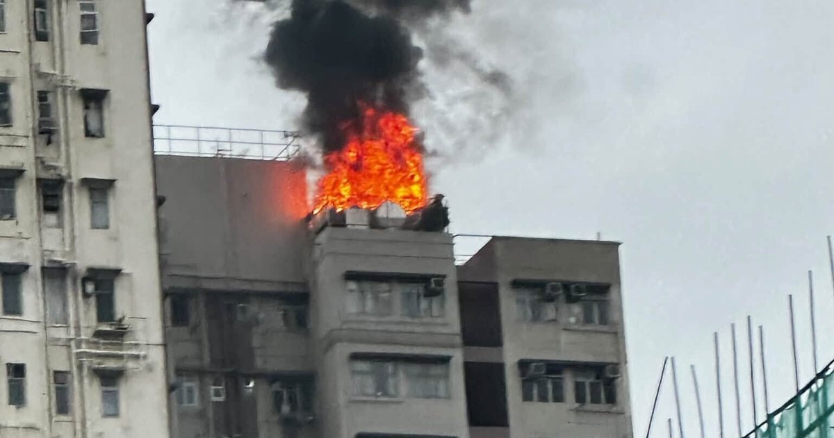Mong Kok Rooftop Fire Contained; Dozens Evacuated Safely