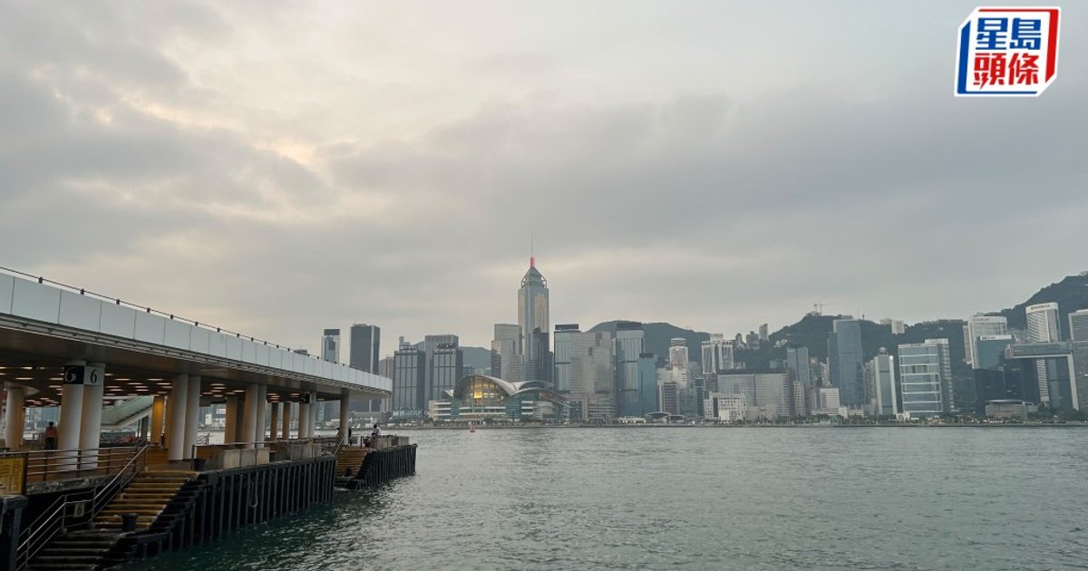Hot and Dry Sunday in Hong Kong Reaches 33°C, Showers Expected This Week